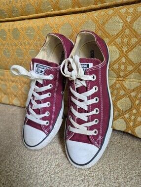 Converse Maroon Low Top Sneakers Mens Size 7 Womens Size 9